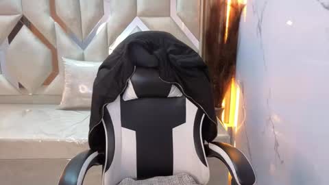 Antonela online show from November 14, 2:08 pm