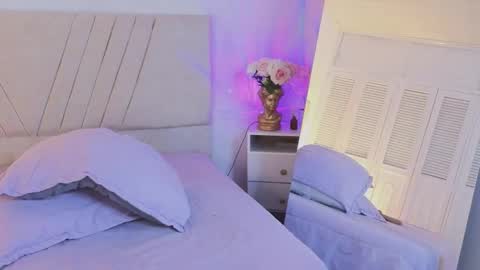 antonella online show from November 7, 10:45 pm