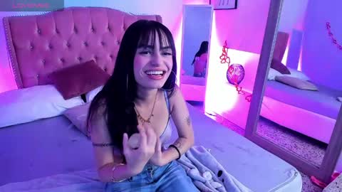 antonella bratzz online show from May 1, 10:04 pm