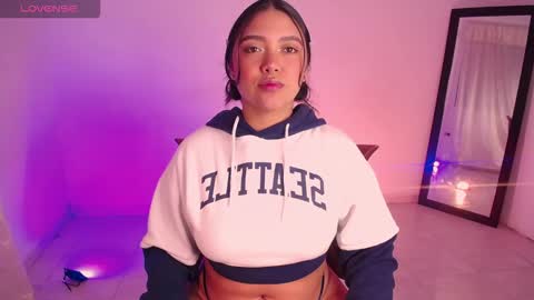 Snapshot of antonella_hot_x chatting on October 26, 9:47 pm Antonella online show from October 26, 9:47 pm