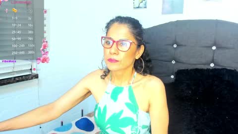 antonella_rizzo01 online show from May 22, 11:11 pm