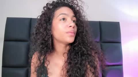 AntonellaHall  online show from April 10, 7:07 pm