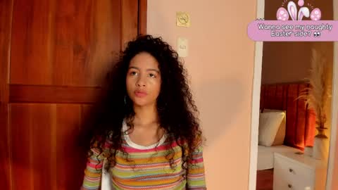 AntonellaHall  online show from April 4, 6:15 pm