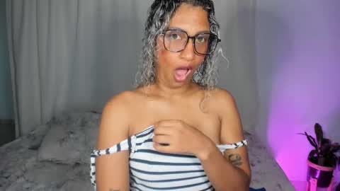 Sarah online show from November 5, 10:12 pm