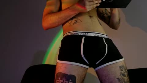 antonnello_ online show from July 8, 11:41 pm