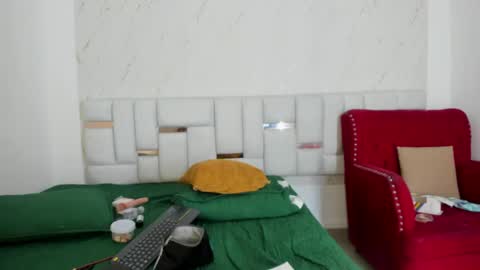 antony_d_ossa online show from May 25, 9:43 pm