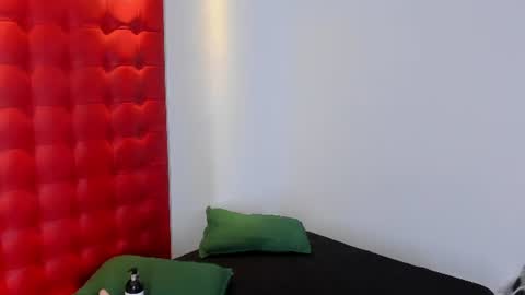 antony_d_ossa online show from July 7, 8:57 pm