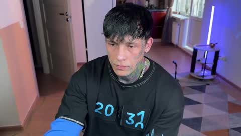 Tom online show from March 14, 12:42 pm