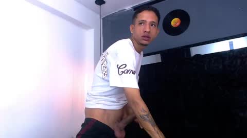 anxiuos miller online show from May 30, 4:11 am