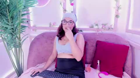 anya_shaffer online show from July 21, 2:46 am
