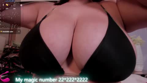 Anyi online show from October 12, 10:55 pm