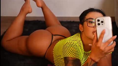 Dulce Maria online show from April 10, 1:55 am