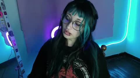 Snapshot of aoi_dandelion chatting on October 27, 12:32 am aoi_dandelion online show from October 27, 12:32 am
