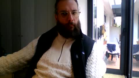 apc_3 online show from February 26, 11:02 am