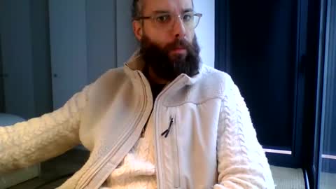 apc_3 online show from February 17, 8:24 am