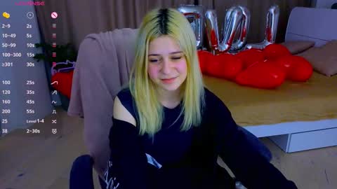 ApheliaStar online show from February 7, 5:27 pm