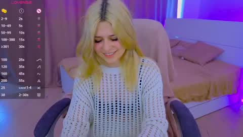 ApheliaStar online show from April 2, 3:19 pm