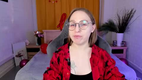 APHEX QUEEN online show from February 12, 1:06 pm