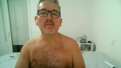 Snapshot of apixaba chatting on September 13, 10:23 pm furry bear online show from September 13, 10:23 pm