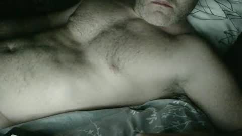 Snapshot of apluslickin chatting on October 25, 11:27 pm Aplusickin online show from October 25, 11:27 pm