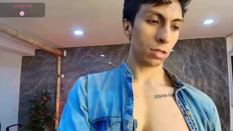 apolo_crus online show from May 22, 4:19 am
