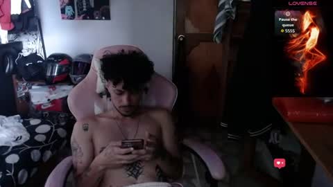 Andres online show from August 8, 7:13 pm