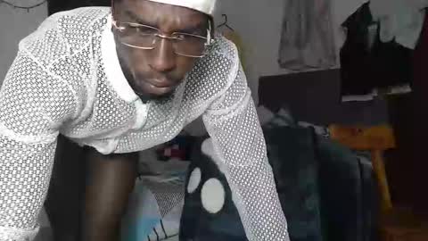 apoloblackbig online show from November 3, 6:09 pm