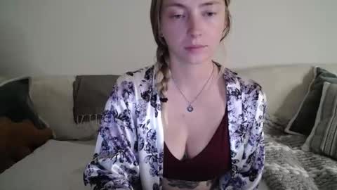 Mary Seeds online show from December 5, 12:54 am