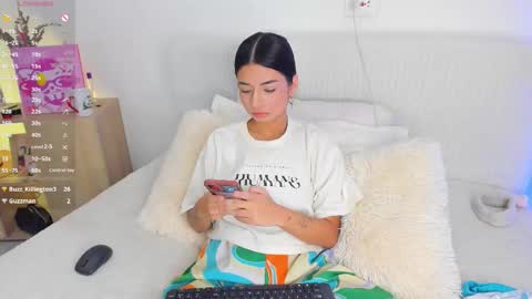 Snapshot of apriladdams chatting on October 10, 9:19 pm April Addams online show from October 10, 9:19 pm