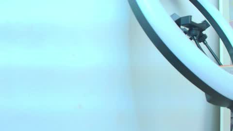 aprillross online show from December 20, 12:23 pm