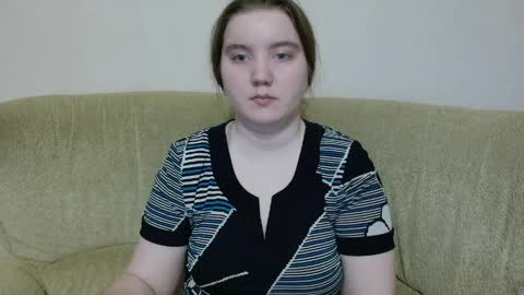 Josefin online show from June 4, 9:15 am