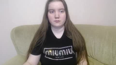 Josefin online show from February 25, 9:13 am