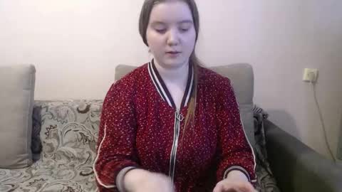 Josefin online show from February 4, 9:02 am