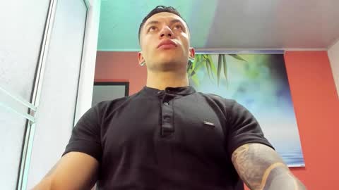 Jonathan online show from December 20, 4:14 pm