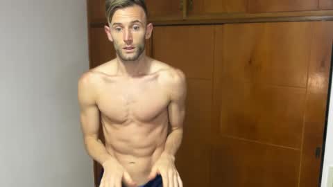 Aquilesmade online show from December 13, 4:05 pm