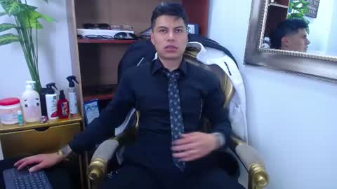 aquilestaylor online show from July 1, 12:36 pm