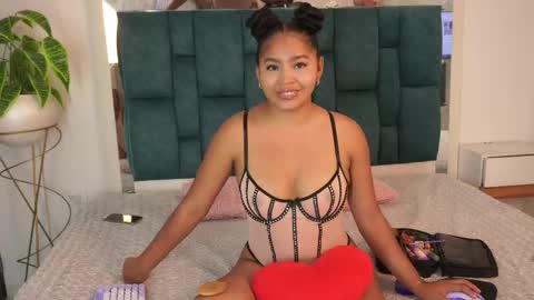   online show from June 4, 7:03 am