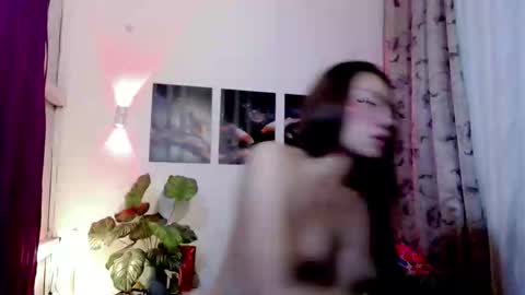 arahsexybitch online show from May 26, 6:41 am