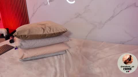 Snapshot of ardent__ chatting on December 6, 5:38 pm    online show from December 6, 5:38 pm