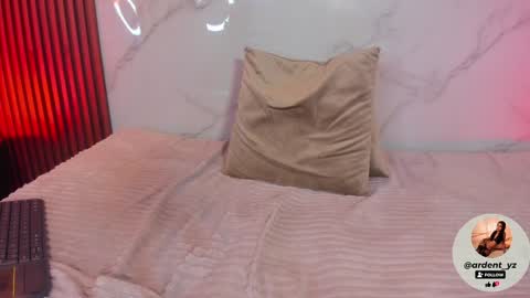 Snapshot of ardent__ chatting on December 23, 6:26 pm    online show from December 23, 6:26 pm