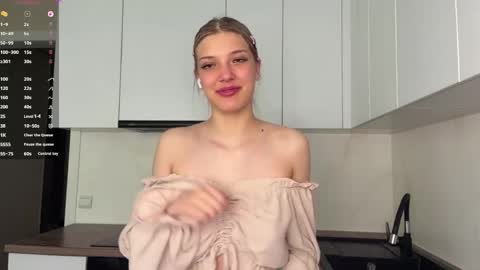 Caroline online show from June 5, 4:12 pm