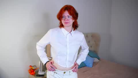 Lilly online show from December 15, 4:30 am