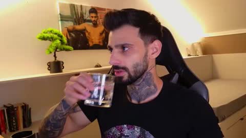 Ares Steel online show from October 25, 7:58 pm