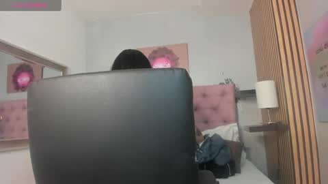 aria__monroe online show from March 7, 12:49 pm