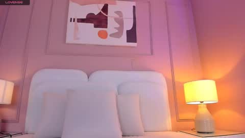 Aria  online show from April 9, 2:48 am