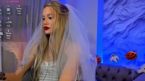 aria_mila online show from October 30, 11:22 am