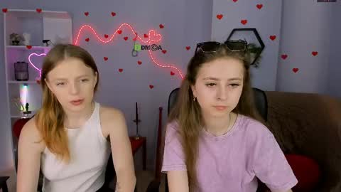 aria_voss_ online show from May 21, 5:58 am