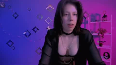 aria_wild_ online show from May 10, 8:15 pm