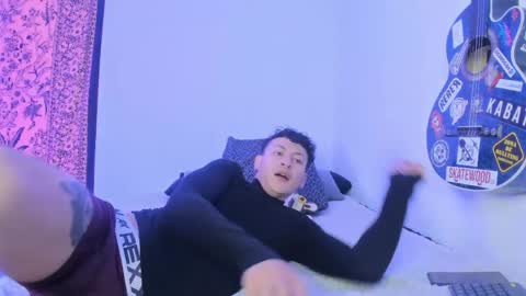 Aria and Orien online show from April 7, 6:10 pm