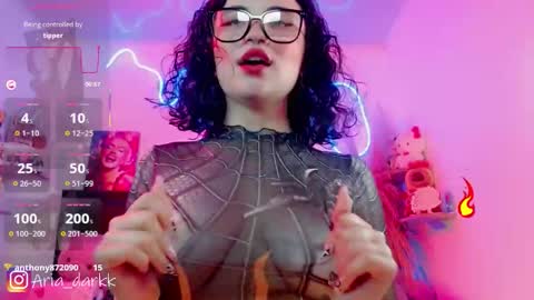 Aria online show from February 14, 12:13 am